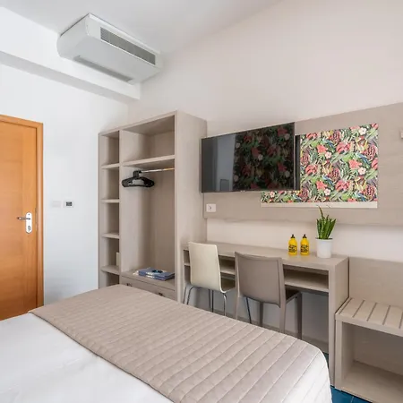 Hotel Lotus & Rimini