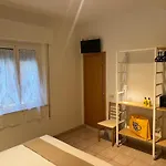 Hotel Lotus &
