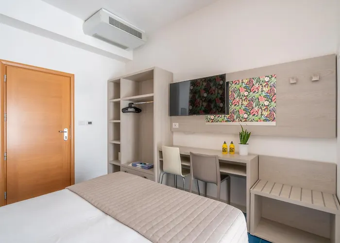 Hotel Lotus & Rimini