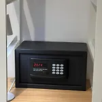 Hotel Lotus & 3*
