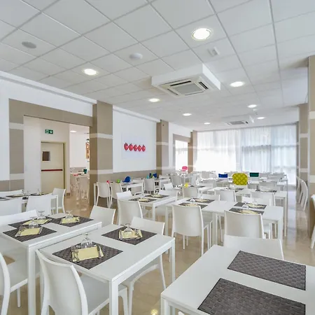 Hotel Lotus &