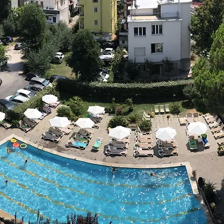 Hotel Lotus & 3*