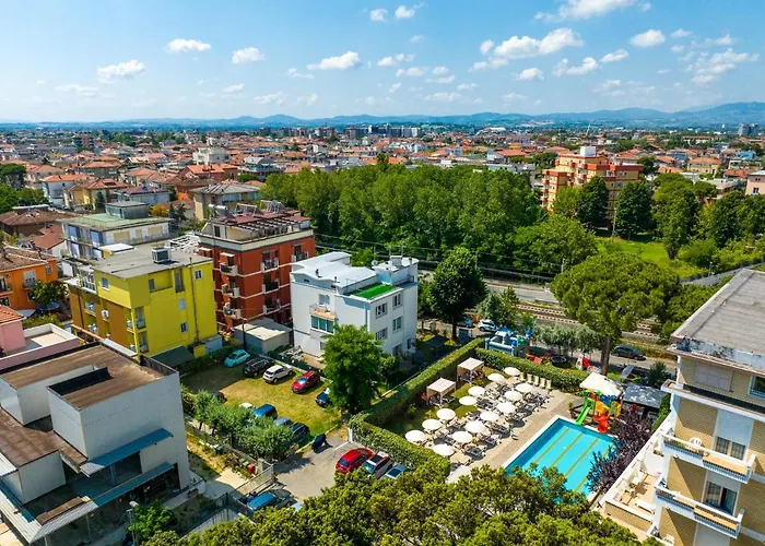 Lotus & Римини