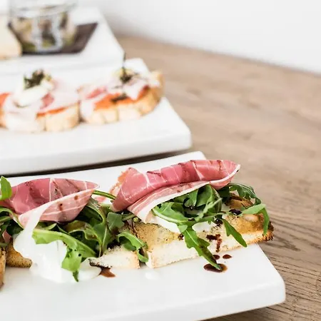 Lotus & 3* Ρίμινι